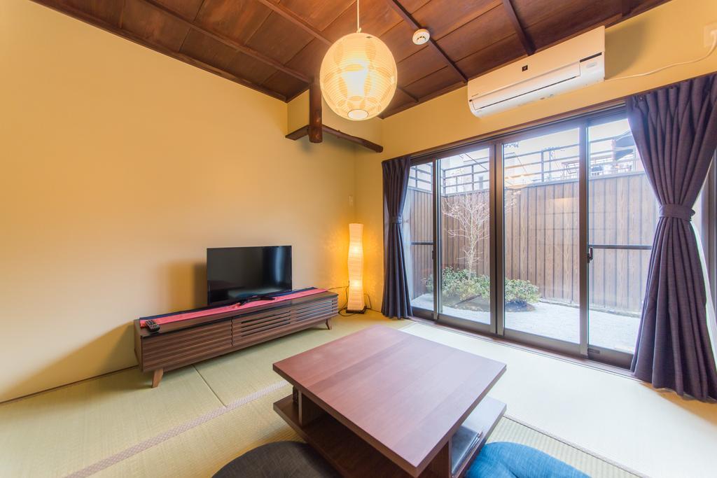 Entrance Life Enmachi By Japaning Villa Kyoto Exterior foto